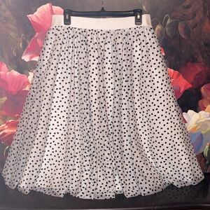 NWOT Medium White with tiny black hearts Print Tulle Fabulous Skirt